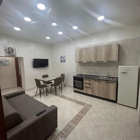 Dora House Valentino Apartment Naples Exterior photo